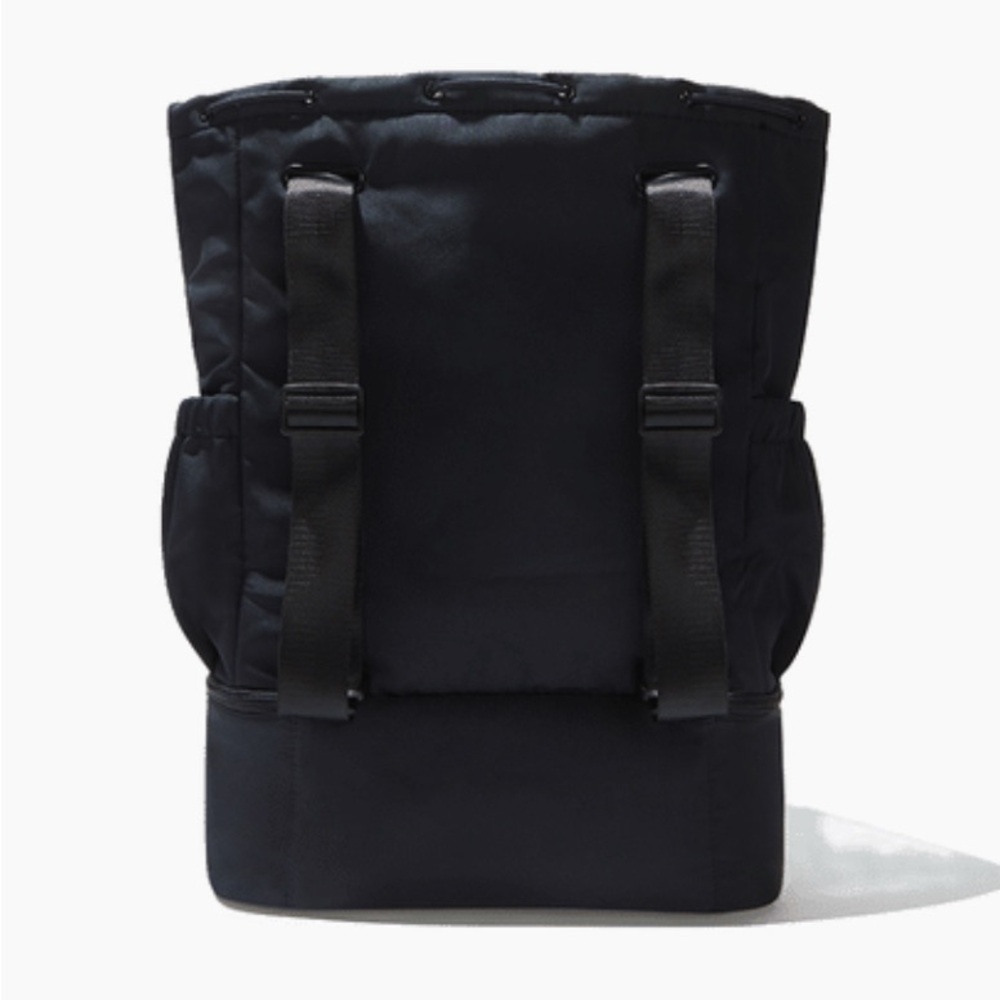 Beyond Yoga Black Convertible Backpack Tote Bag - Picture 3 of 9